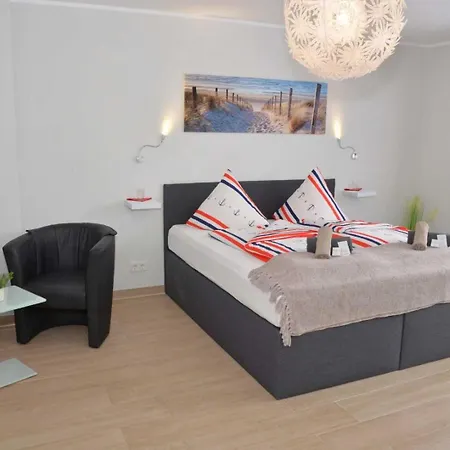 Hotel Zur Seerobbe 3*